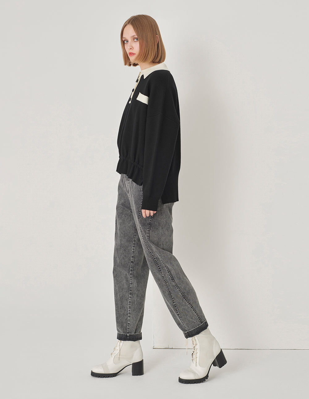 MARYLING Black And White Contrast T-Shirt Collar Knitted Pullover