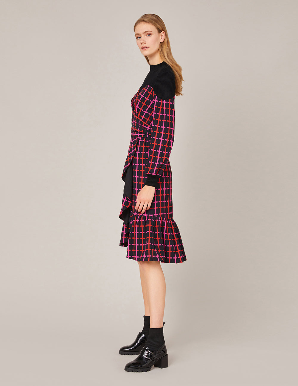 MARYLING Contrast Knit Spliced Checked Print Ruffle Dress