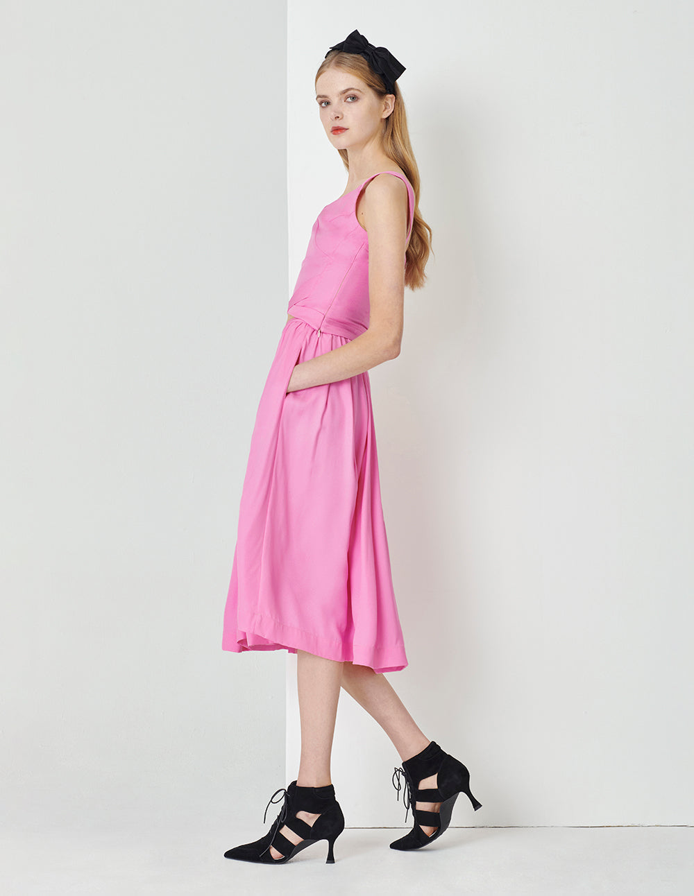 MARYLING Peach Pink V-Neck Crossover Detail Tank Top