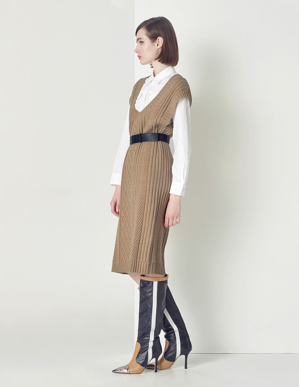 MARYLING Beige Sleeveless Knit Dress