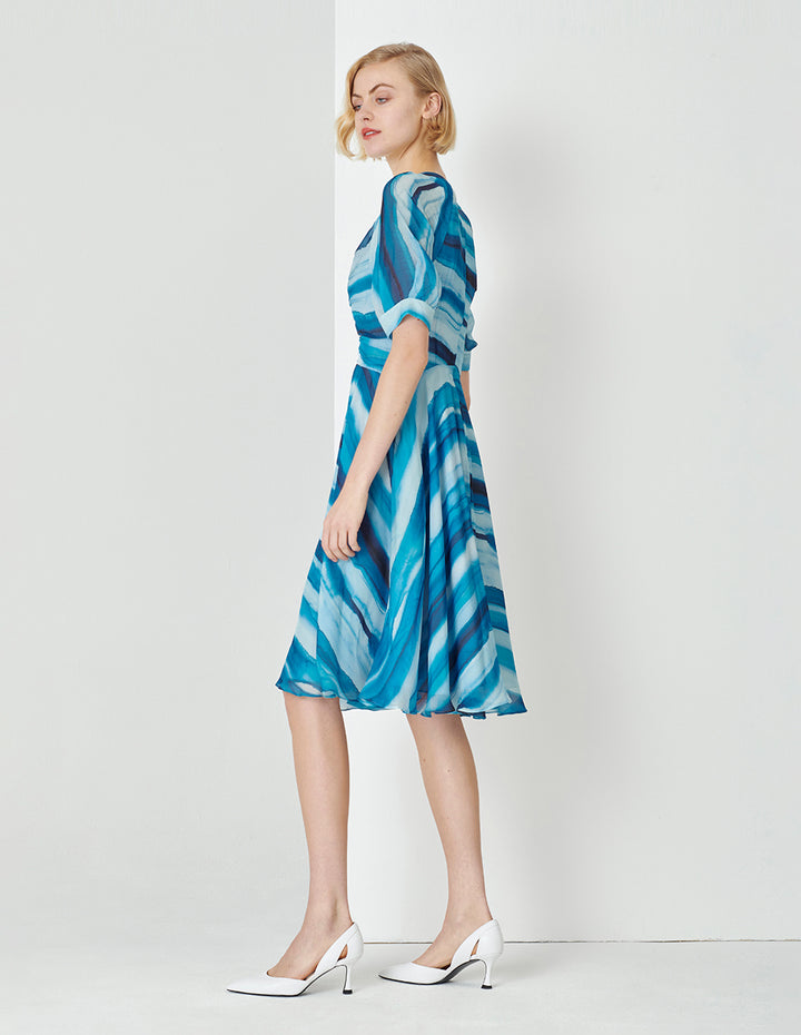 MARYLING Gradient Blue Wave Square Neck Pleated Print Dress