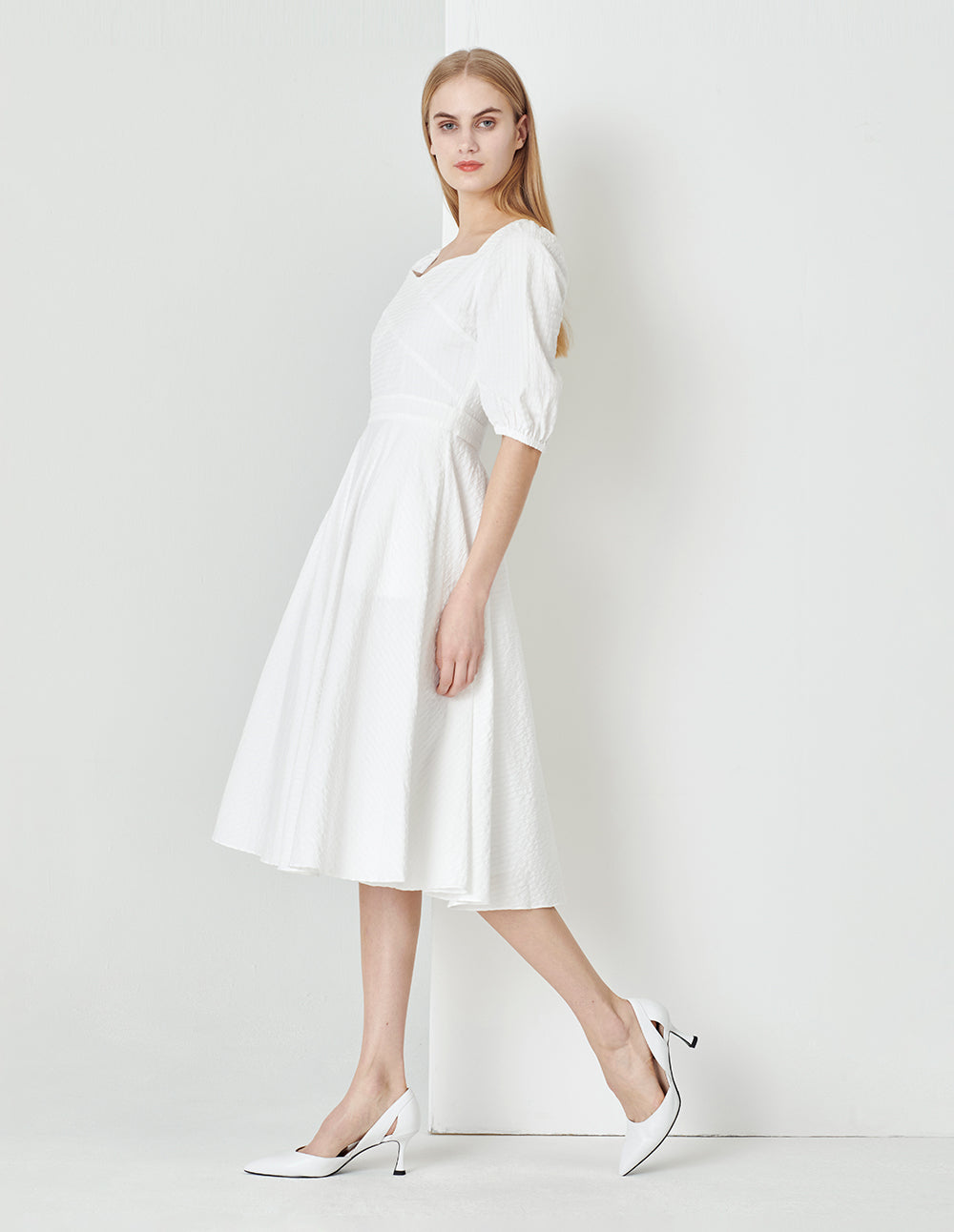 MARYLING White V-Neck Crossed Maxi Dress With Big Hem