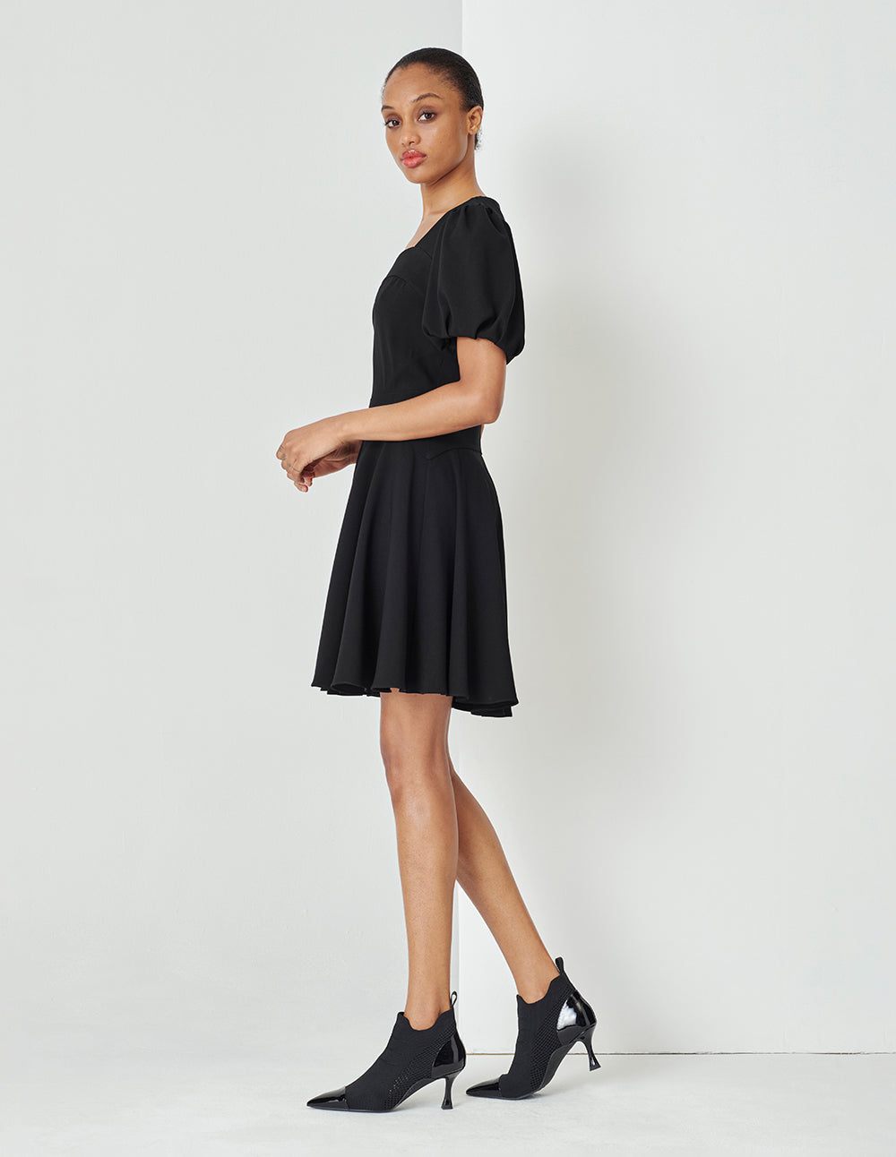 MARYLING Black Generous Collar Puff Sleeve Little Black Dress