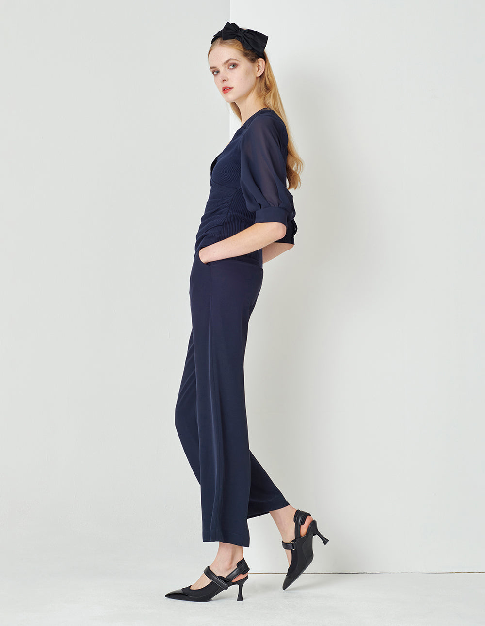 MARYLING Midnight Blue V-Neck Needle Pullover