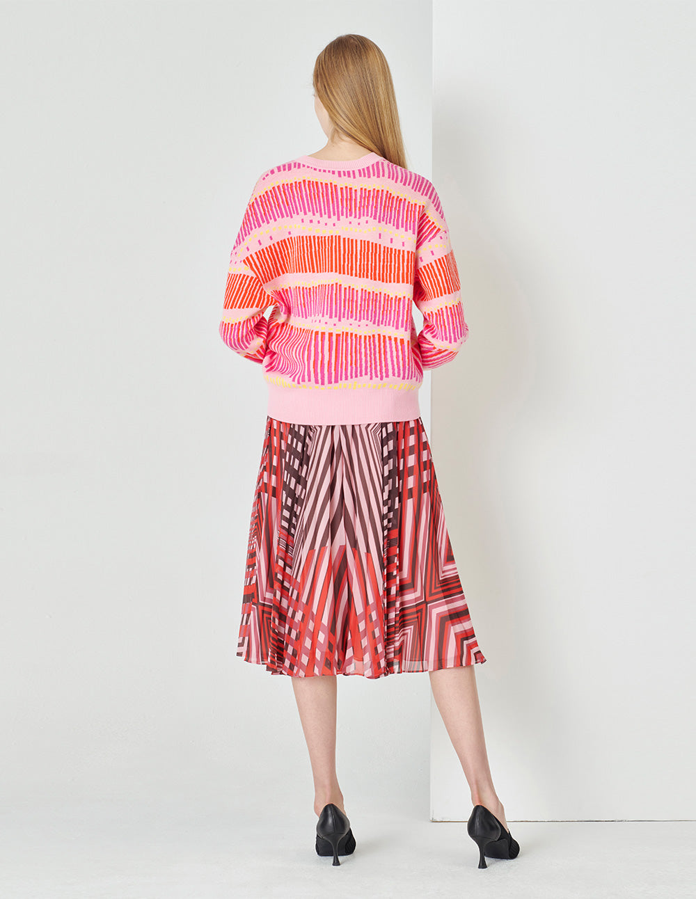 MARYLING  Strawberry Cream V-Neck Knitted Pullover