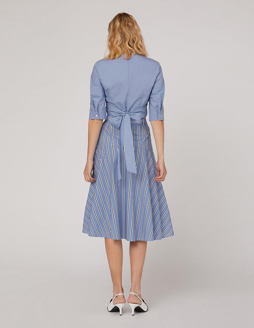 MARYLING Bow back v-neck top