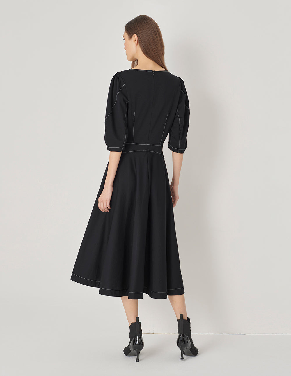 MARYLING Black And White Contrast Thread Knit Dress