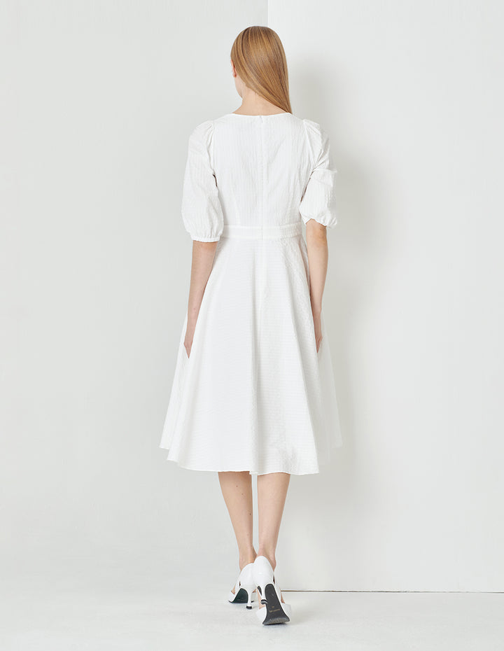 MARYLING White V-Neck Crossed Maxi Dress With Big Hem