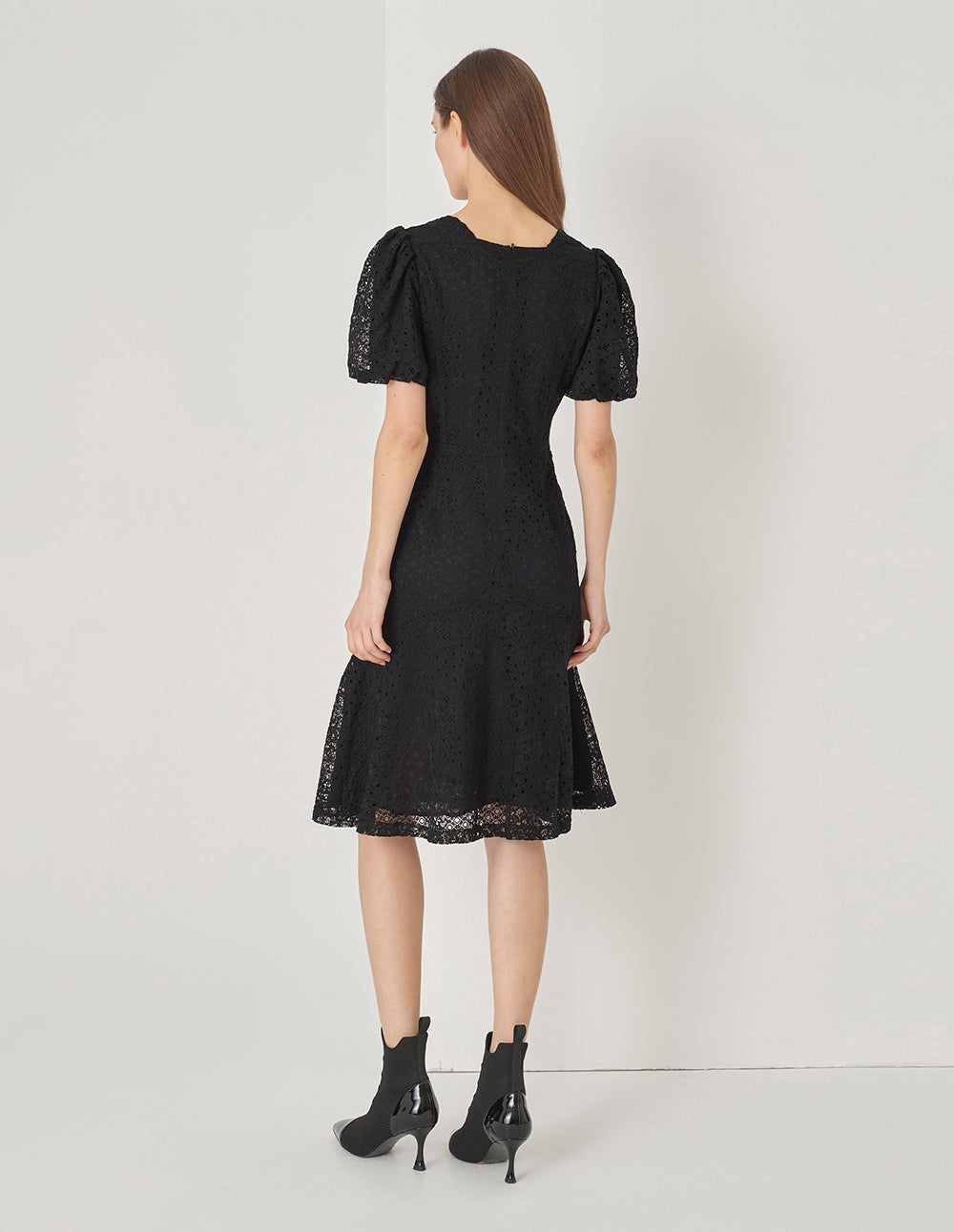 MARYLING Black Puff Sleeve Fishtail Lace Dress