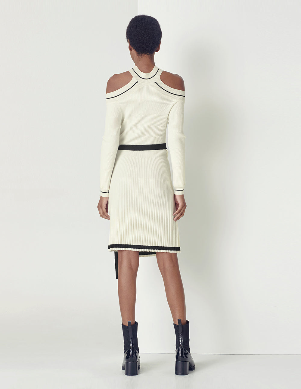 MARYLING Off shoulder black white knit dress