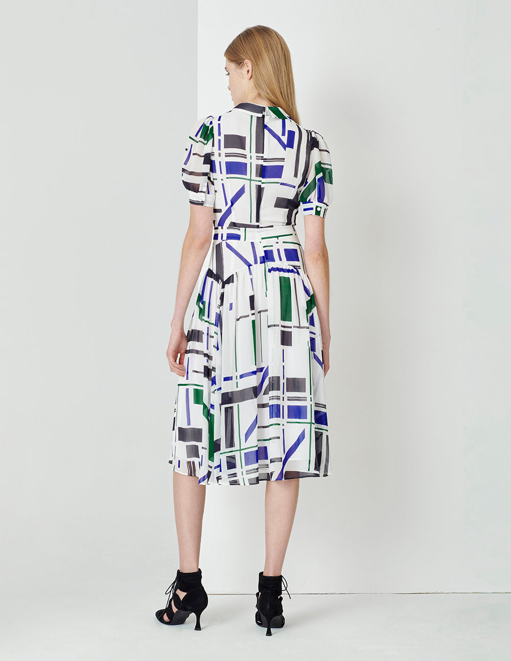 MARYLING Blue And White Geometric Art Print V-Neck Dress
