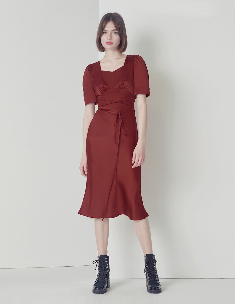MARYLING Lace-Up Fishtail Dress